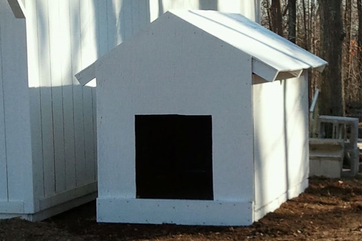 White Out Dog house