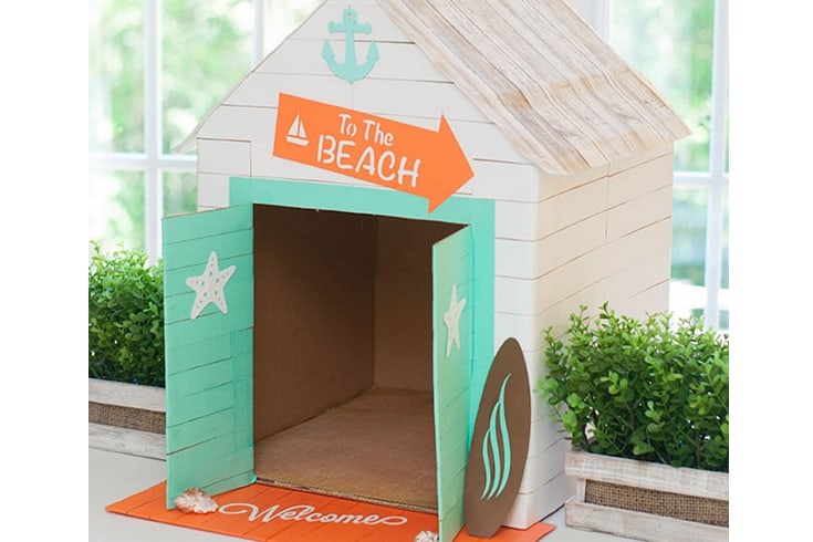 Beach Hut Dog House