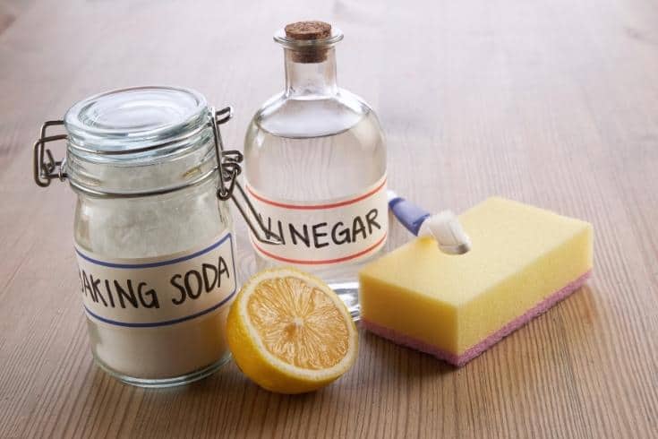 baking soda lemon vinegar for cleaning