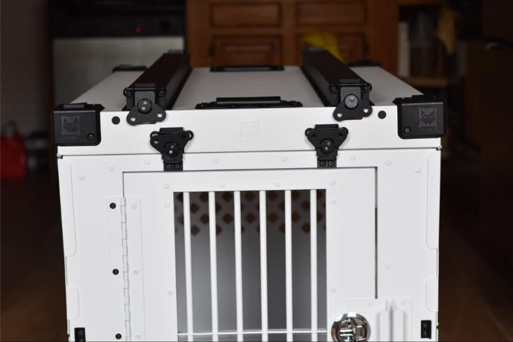 Impact collapsible dog crate airline bars